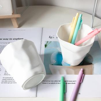 Großhandel B2B Moderner minimalistischer Stil Weißer Stifthalter Becher Eimer